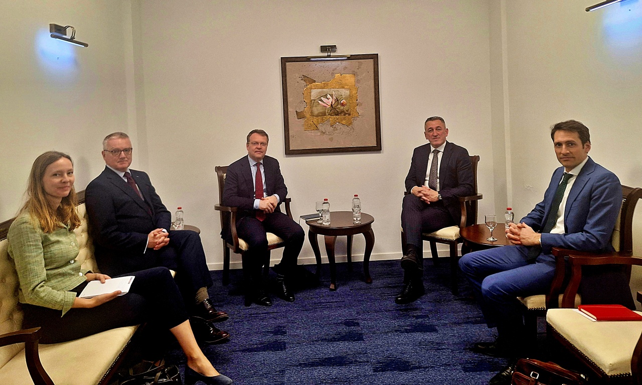 Rašić dhe Kamp mbi avansimin e të drejtave të komuniteteve jo-shumicë dhe forcimin e bashkëpunimit