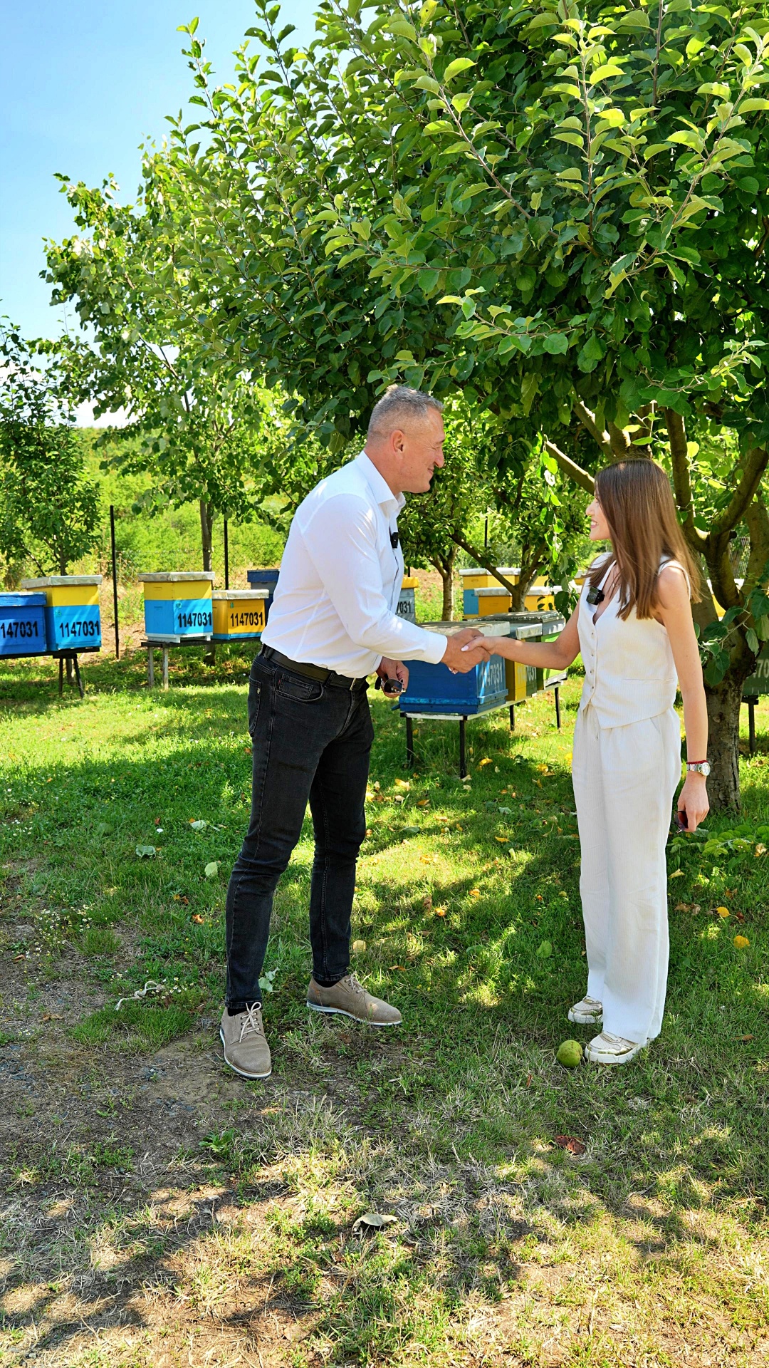 Ministri Nenad Rašić dorëzoi donacione për familjet që merren me bujqësi në Graçanicë
